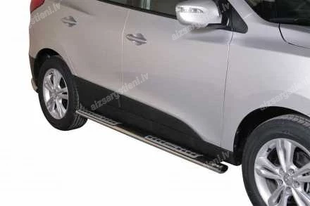 MISUTONIDA OVAL SIDE BARS WITH INTEGRATED PLASTIC FOOTSTEPS HYUNDAI ix35