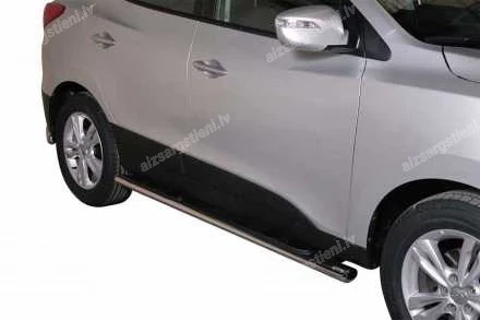 MISUTONIDA OVAL SIDE BARS WITH PLASTIC FOOTSTEPS HYUNDAI ix35