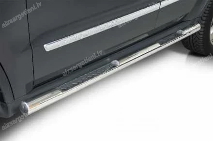 STEELER ROUND SIDE BARS WITH INTEGRATED FOOTSTEPS