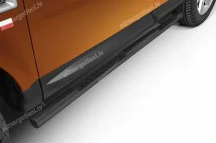 STEELER ROUND SIDE BARS WITH INTEGRATED FOOTSTEPS