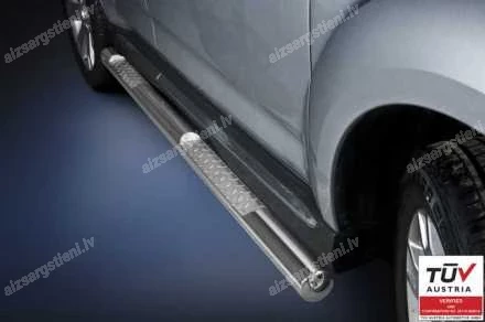 STEELER ROUND SIDE BARS WITH INTEGRATED FOOTSTEPS