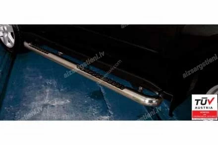 STEELER ROUND SIDE BARS WITH INTEGRATED FOOTSTEPS