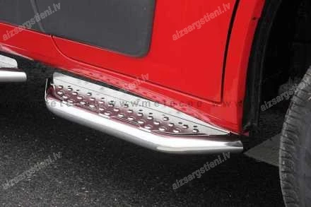 METEC FRONT DOOR SIDE BAR WITH PLATFORM