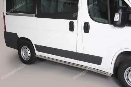 MISUTONIDA ROUND SIDE PROTECTION BARS (L1 WHEELBASE)