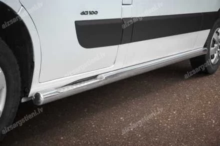 STEELER ROUND SIDE BARS WITH INTEGRATED FOOTSTEPS