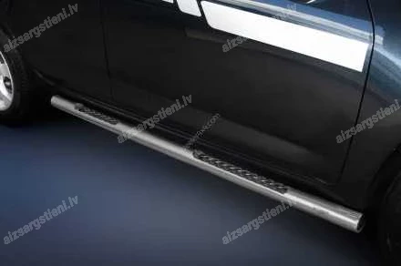 STEELER ROUND SIDE BARS WITH INTEGRATED FOOTSTEPS
