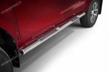 STEELER ROUND SIDE BARS WITH INTEGRATED FOOTSTEPS