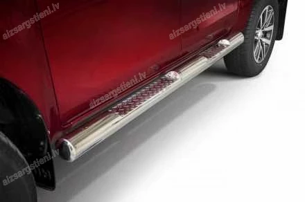 STEELER ROUND SIDE BARS WITH INTEGRATED FOOTSTEPS (100mm)