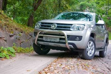 METEC PRIEKŠĒJAIS A FORMAS AIZSARGSTIENIS AR ŠĶĒRSSTIENI VOLKSWAGEN Amarok