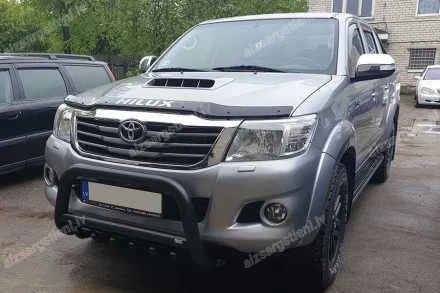 STEELER PRIEKŠĒJAIS A FORMAS AIZSARGSTIENIS AR ŠĶĒRSSTIENI UN AIZSARGRIBĀM TOYOTA Hilux