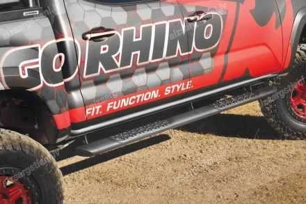 GO RHINO V3 OVAL SIDE BARS WITH PLASTIC FOOTSTEPS