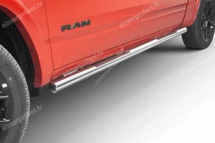 STEELER ROUND SIDE BARS WITH INTEGRATED FOOTSTEPS