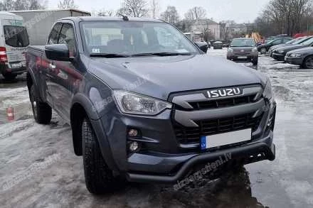 STEELER PRIEKŠĒJAIS ZEMAIS AIZSARGSTIENIS AR AIZSARGPLĀKSNI ISUZU D-Max