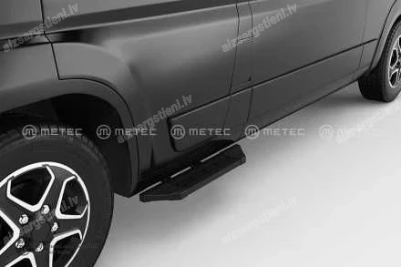 METEC PROBLACK FRONT DOOR SIDE BAR WITH PLATFORM